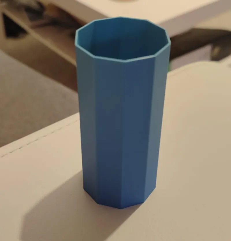 Simple pen holder - small - thin - 4,6cm diameter