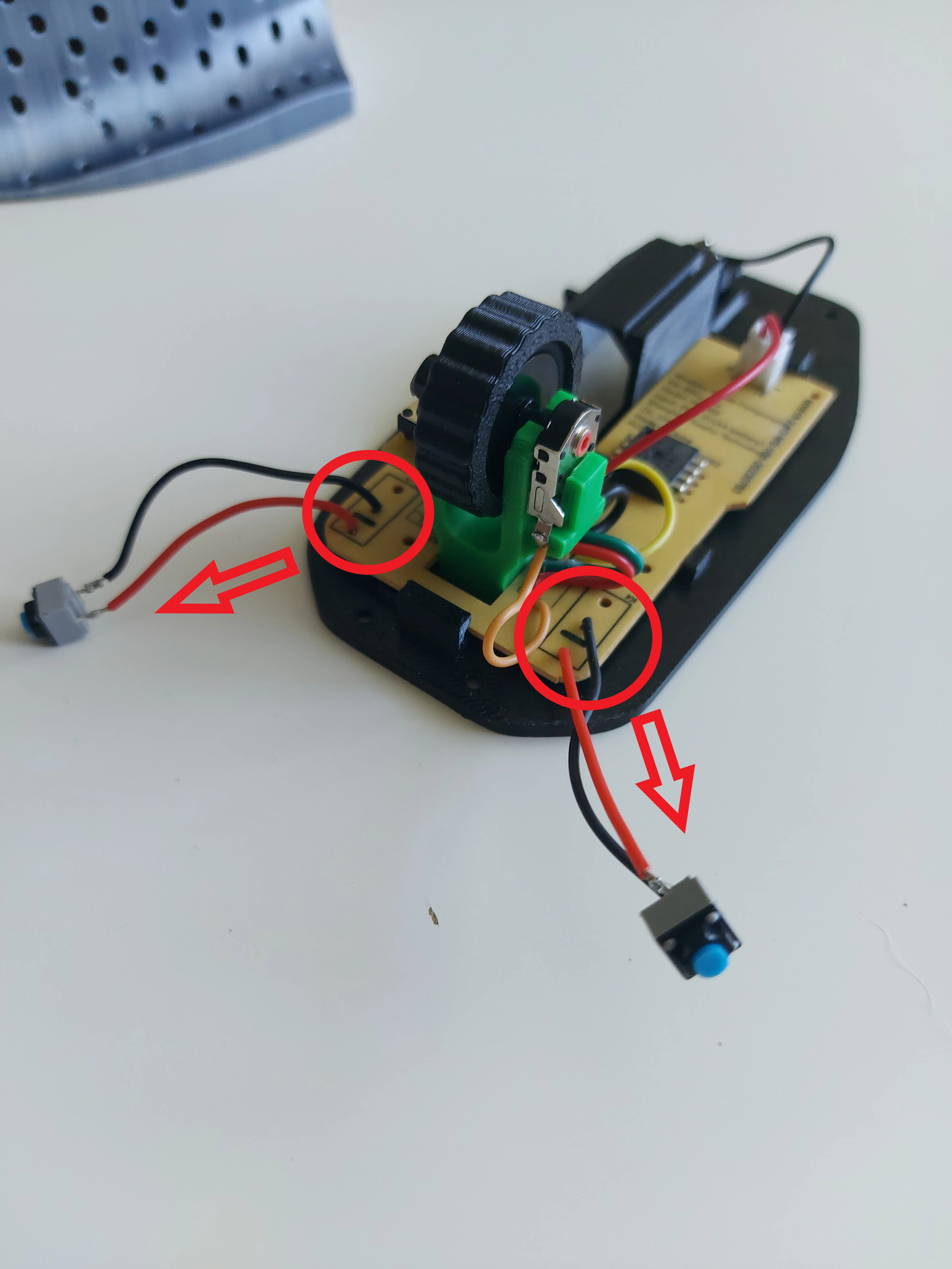 Ergonomic wireless mouse 002 by Studio3D MakerWorld: Download Free 3D ...