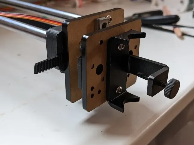 Mount for Linear Rail Pen Holder