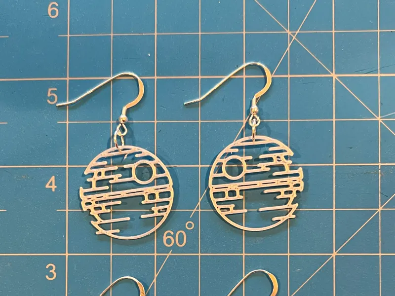 Star Wars Earrings - Millenium Falcon & Death Star