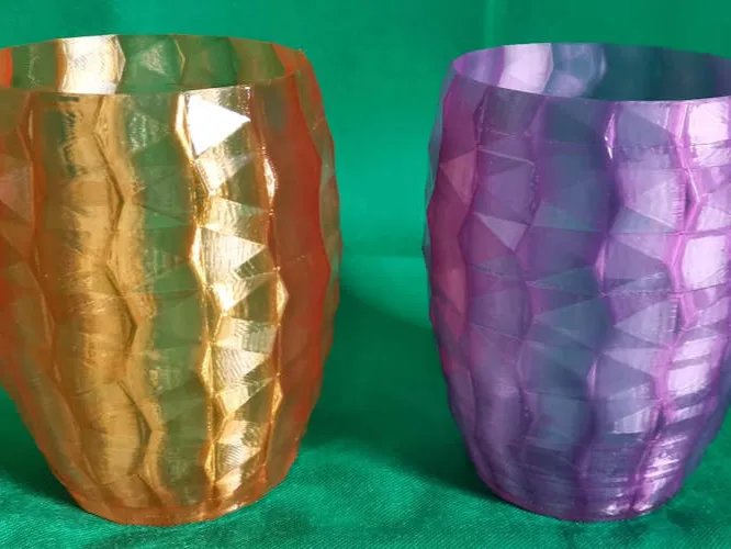 Geo-Vase V2