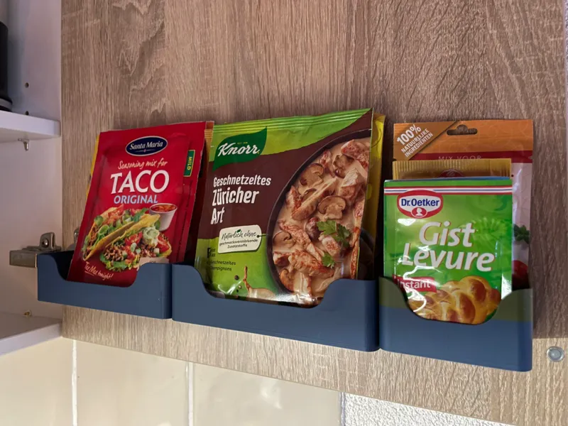 Spice/sauce bag holder