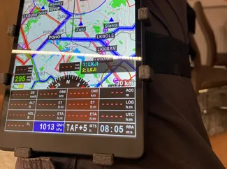 Lenovo M8 tab kneeboard