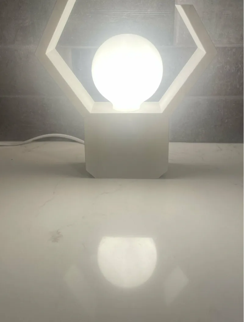 REACTOR TABLE LAMP | MODERN LAMP | 