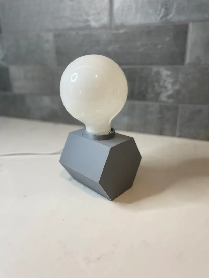 HEXA Table Lamp