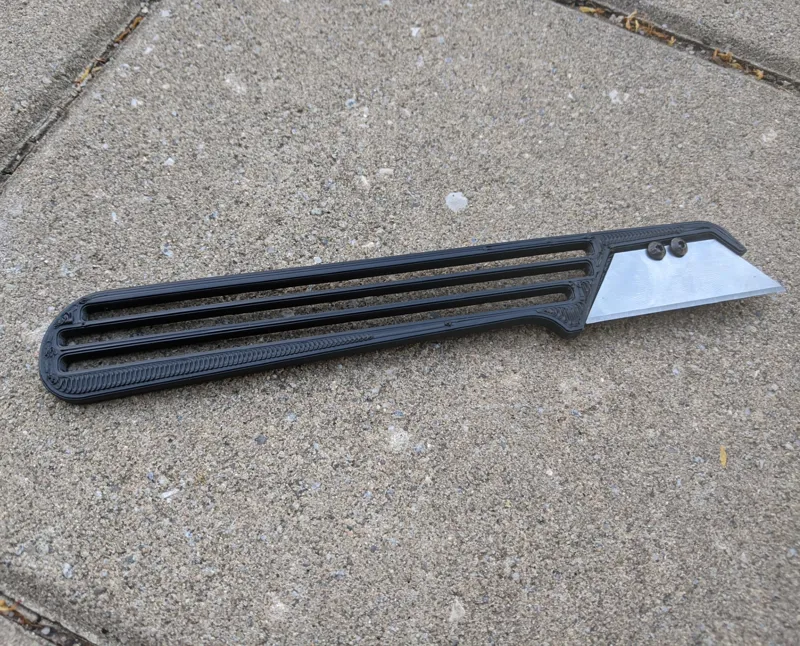 Utility blade knife