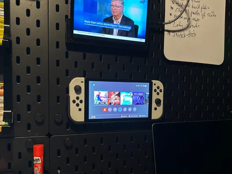 Ikea Skådis Nintendo Switch OLED dock