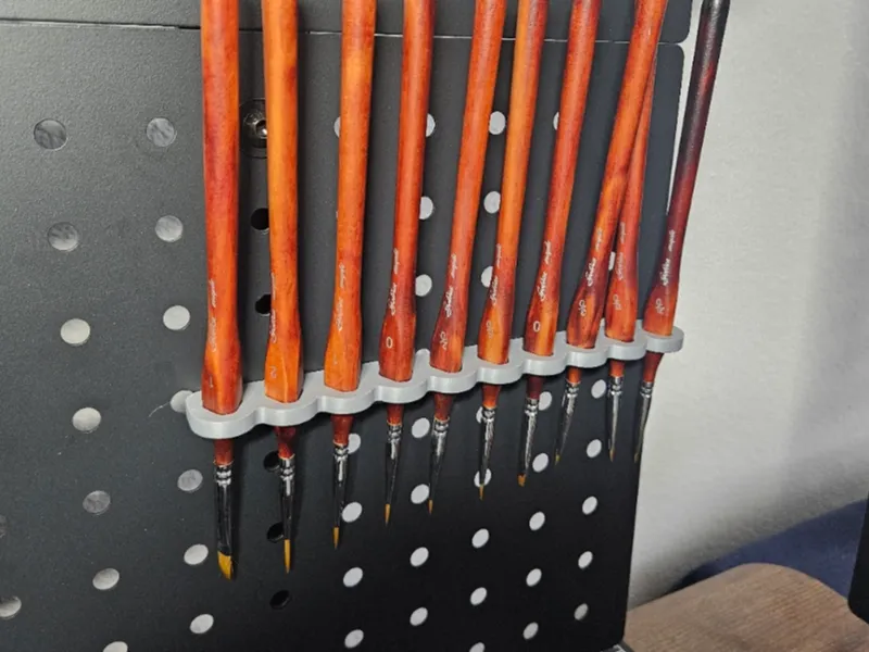 Detail Paintbrush Holder - Pegboard Mount