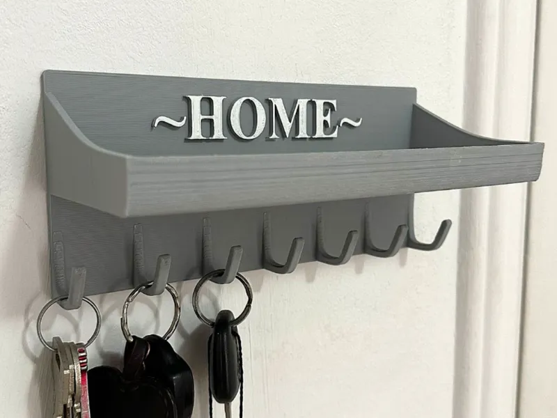 Key hanger with shelf
