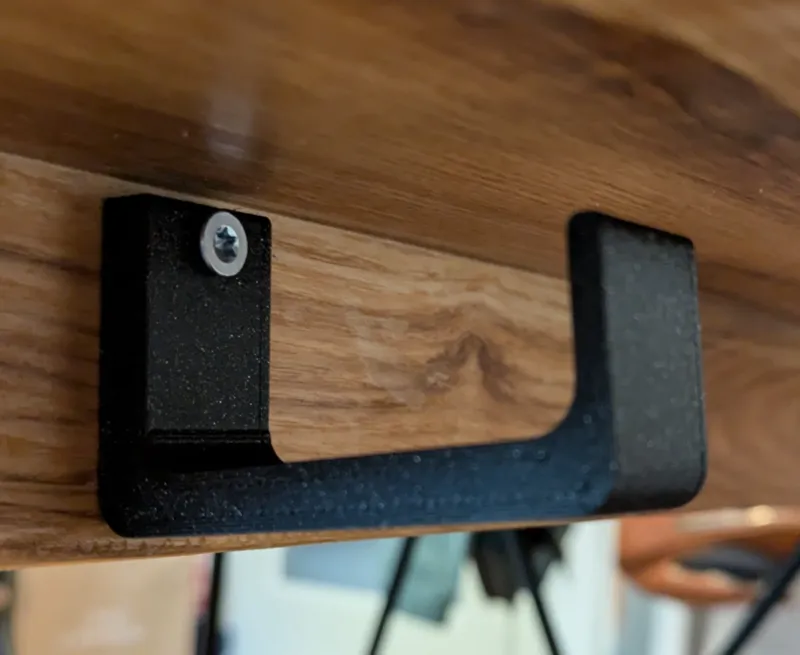 Cable Management Support Bracket / Angled U-Shape