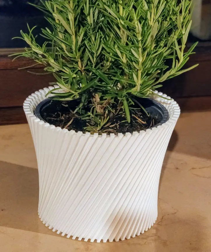 Big Herb / Spice Pot (14cm)