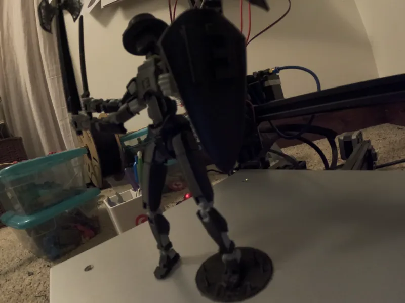 dummy 13 stand with spikes