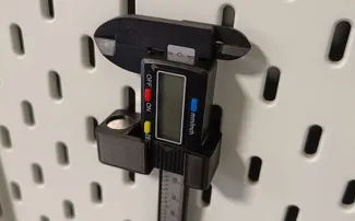 Skadis Digital caliper mount