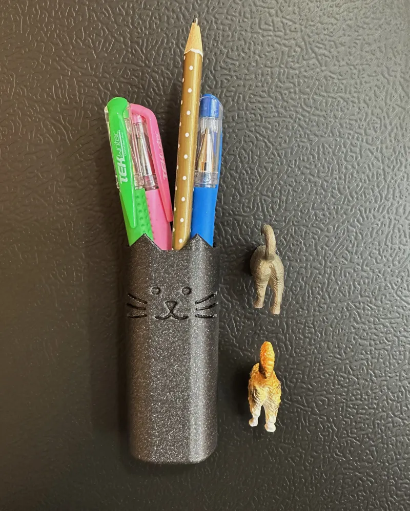 Pawsitively Handy: Cat Pencil Holder for Fridge