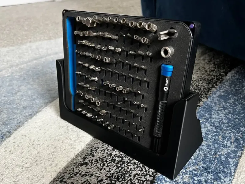 iFixit Manta Stand