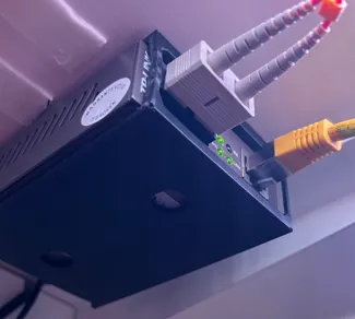 Screw Mounting Bracket Media Converter / TP-Link