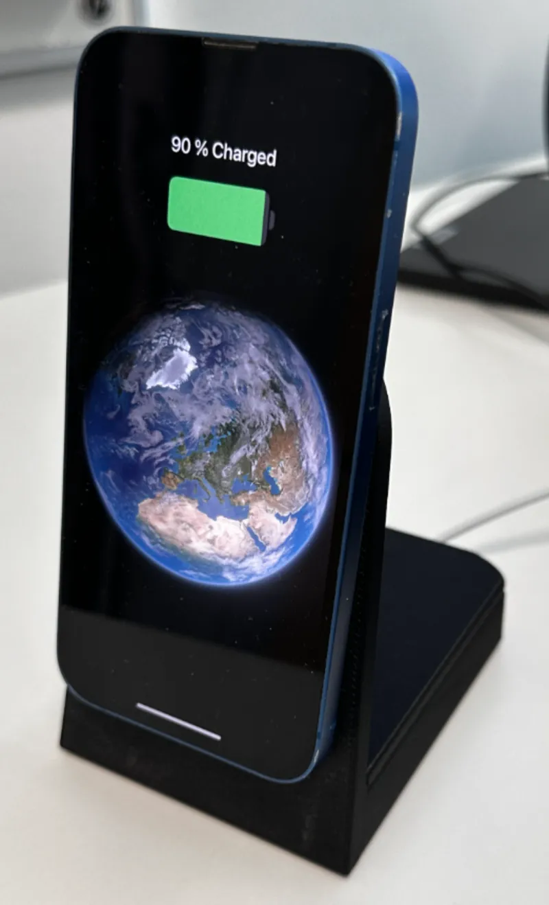 Magsafe phone charger stand