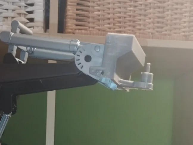 Front loader adapter to trailer BRUDER 