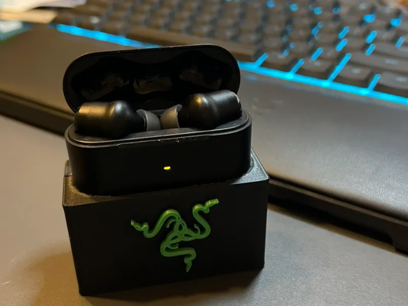 Desk stand for razer hammerhead TWS pro