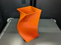 Vase carré galbé — pot à crayons — photo 1