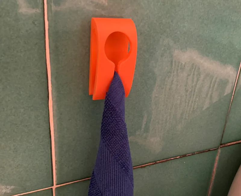 Towel hanger