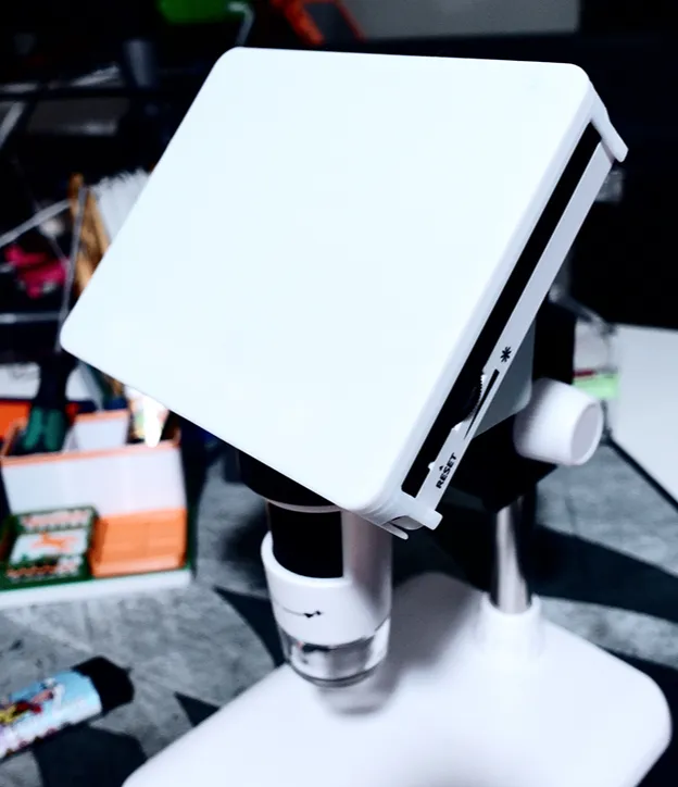 Cover for Digital Microscope Screen 