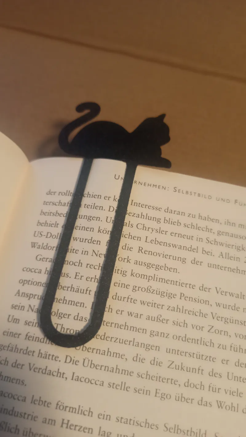 Cat laying down bookmark