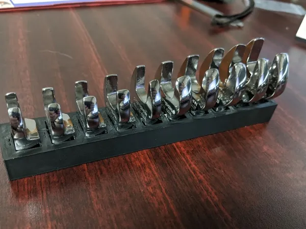 https://makerworld.bblmw.com/makerworld/model/DSM00000000514288/design/2024-06-27_c062236cab115.jpg