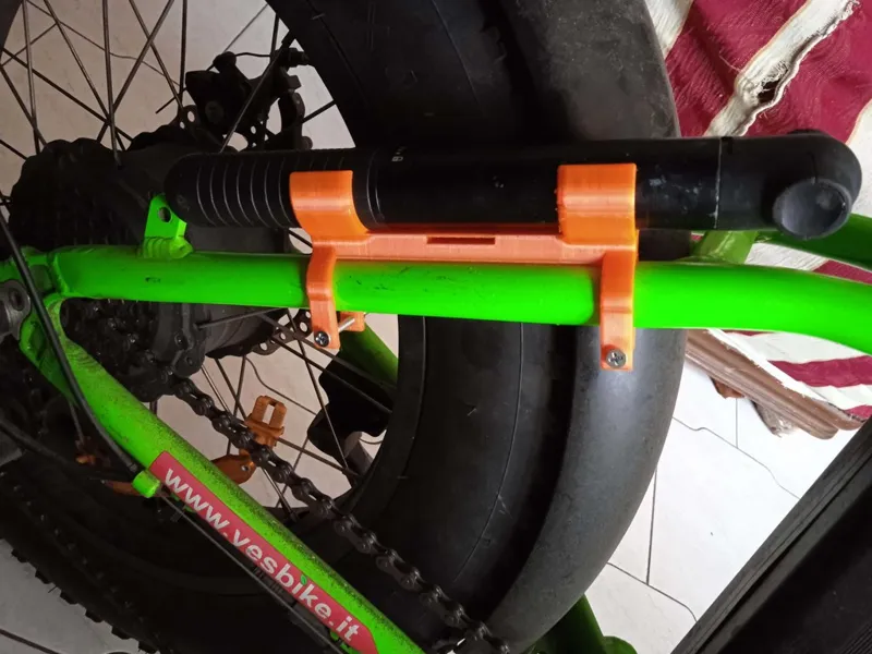 bicycle wheel inflator support Decathlon