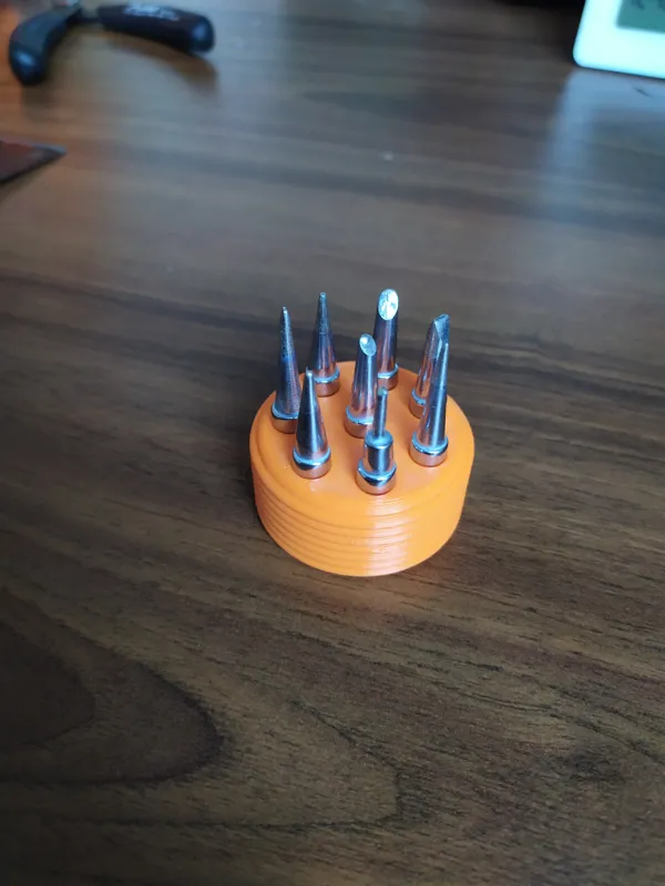 Soldering iron tip organiser