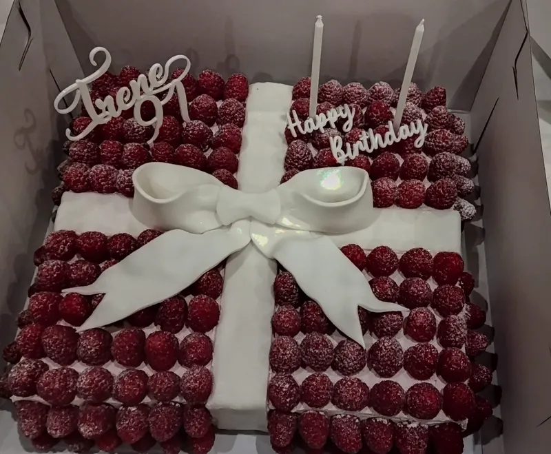 Cake Top Irene 91