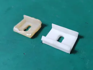 伸缩纱窗盒固定卡扣