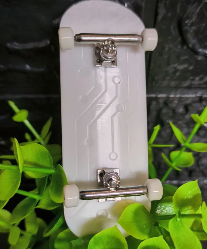 Tech Fingerboard Prototype 32x96mm Concave PCB