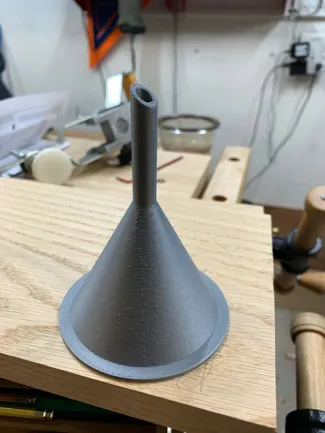 A simple funnel for liquids