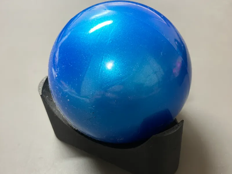 Shock-absorbing stand