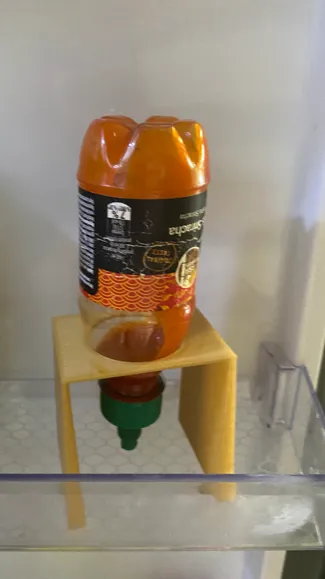 Sriracha saver