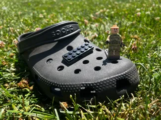 Brick Croc Mount