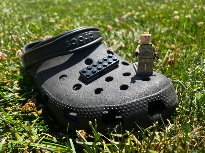 Brick Croc Mount