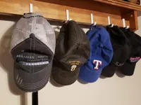 Crochet à casquettes — photo 1