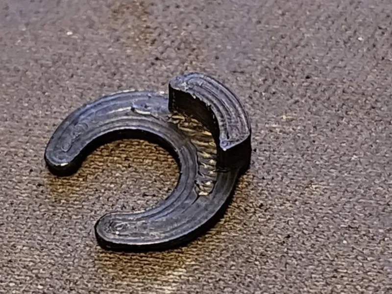 PC4-M10 Clip with Tab