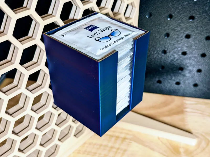 HoneyComb Zeiss Wipes Holds 25 Wipes
