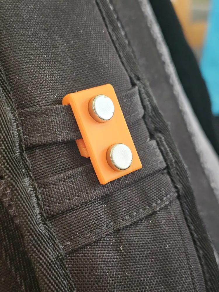Universal Magnetic Backpack Clip by Magmabow MakerWorld: Download Free ...