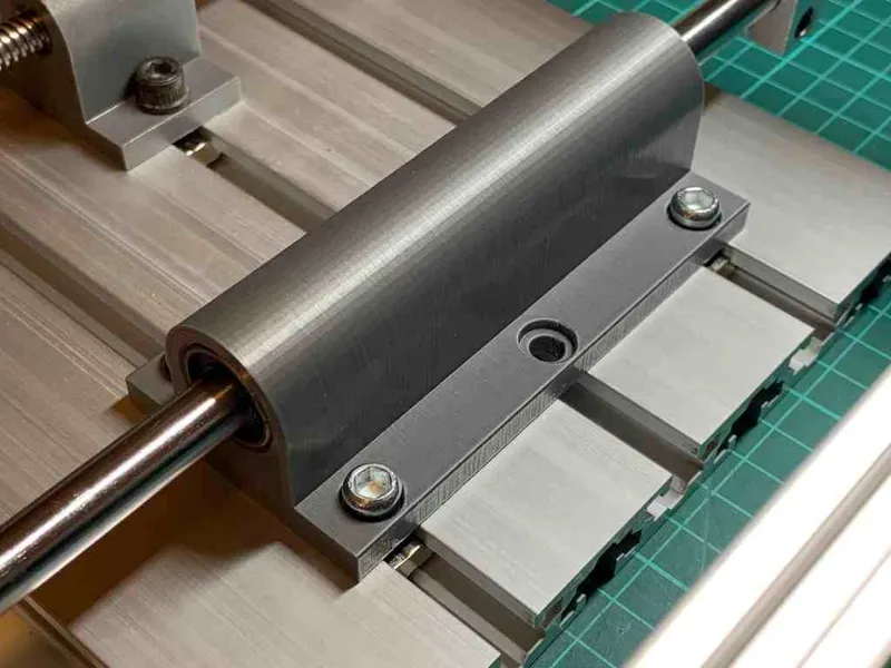 Aligned double LM10UU bearing holder for CNC