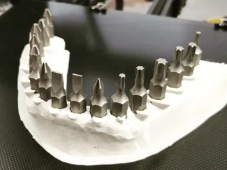 Jaw bit holder