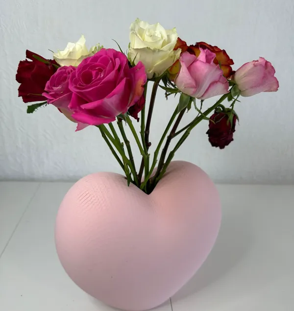 Vase en forme de cœur
