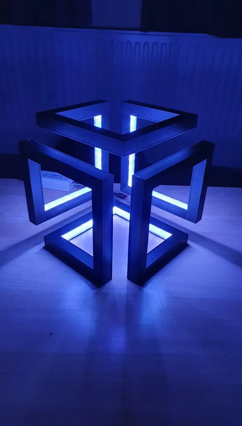 Infinity cube light