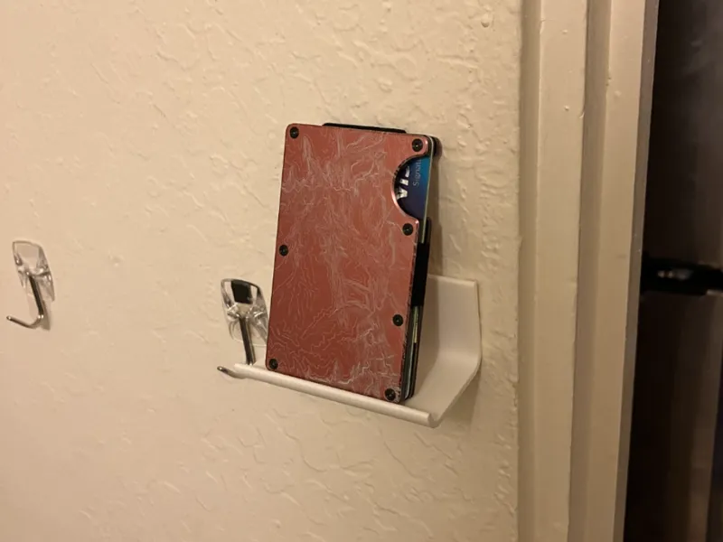 Ridge Wallet Wall Holder