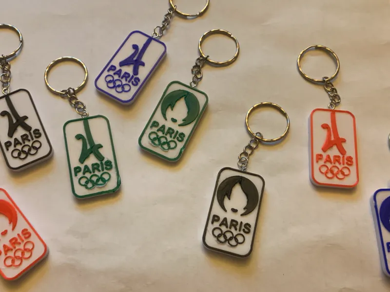 Paris 2024 keyring