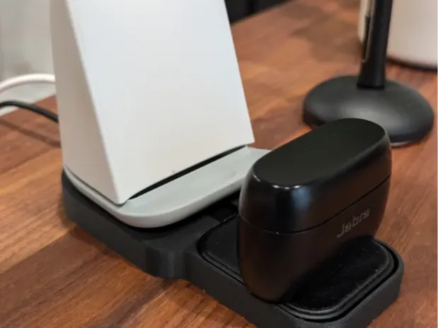Google Pixel Stand 2 and Earbuds Charging Dock