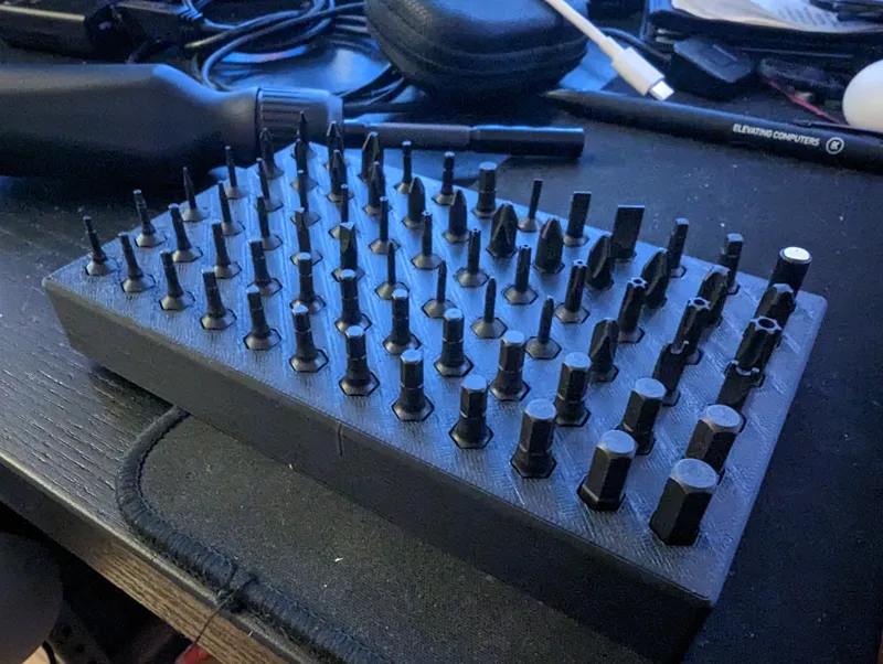LTT Screwdriver Bit Holder